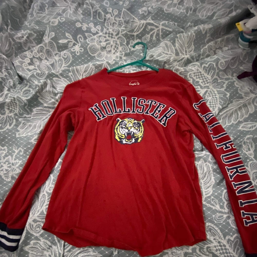 Hollister long sleeve t shirt